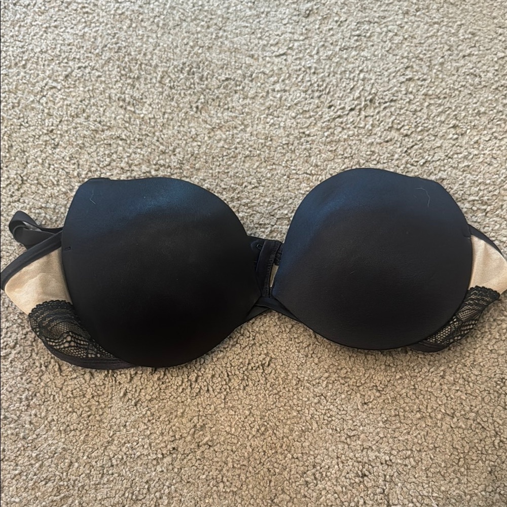 Maidenform Black and Cream Push Up Bra